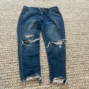 American Eagle hi-rise girlfriend destroyed jeans
